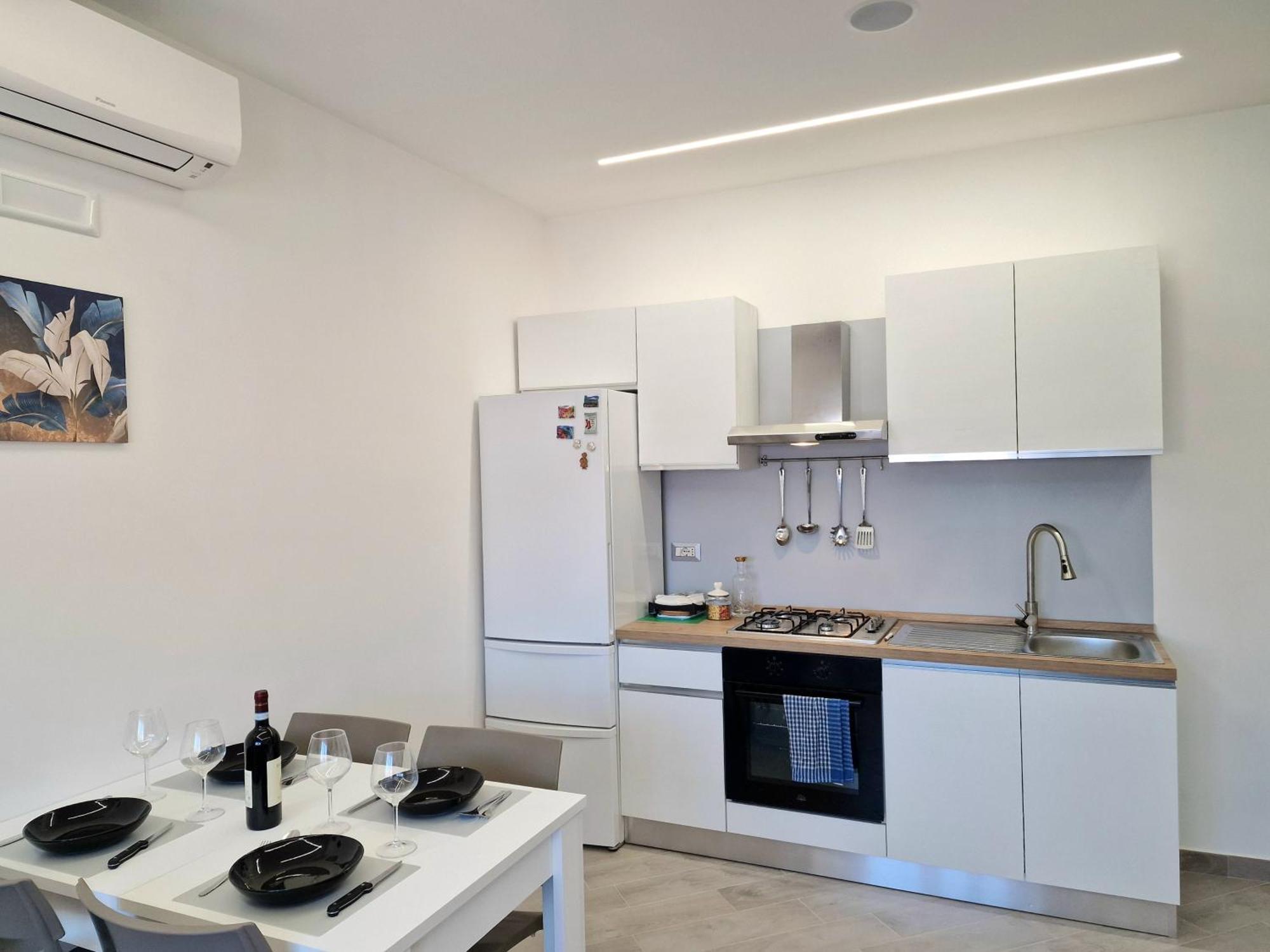 Tower Apartments Terracina Luaran gambar