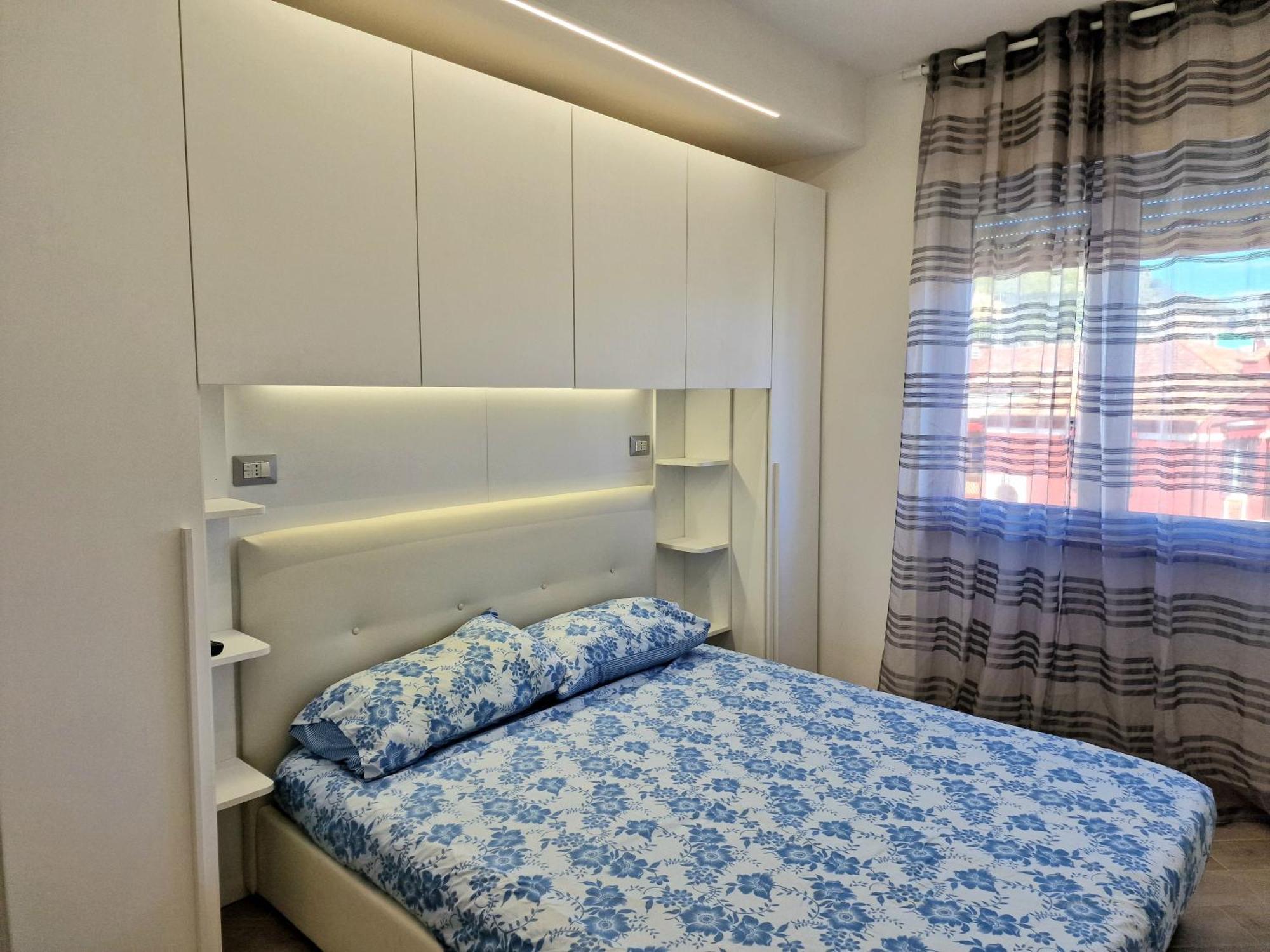 Tower Apartments Terracina Luaran gambar